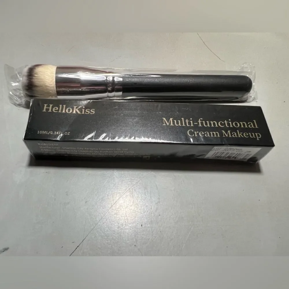 Hello Kiss Cream Makeup